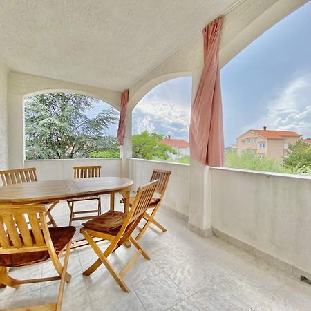 Family Apartments Viva Close To The Beach Krk Town Exteriör bild