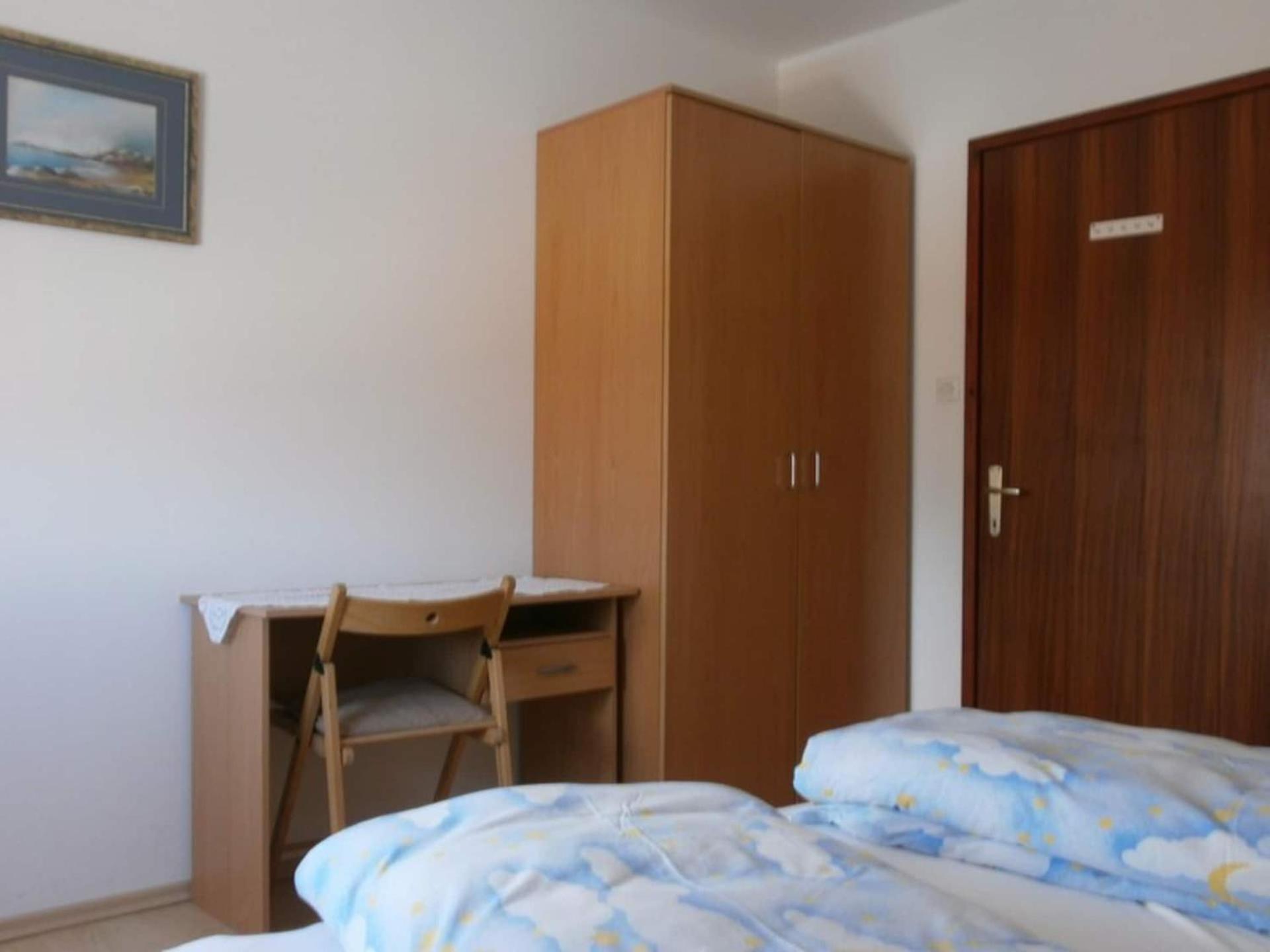 Family Apartments Viva Close To The Beach Krk Town Exteriör bild